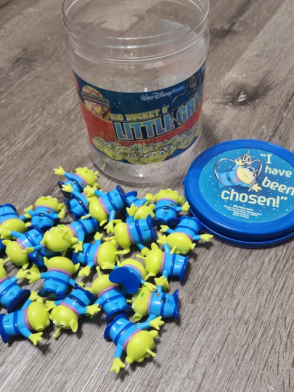 Disney Toy Story Aliens Little Green Men Mini Figures In Bucket